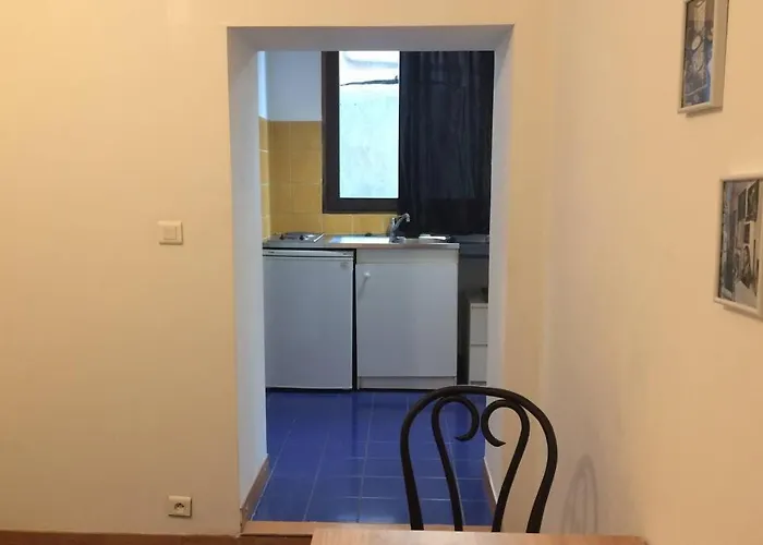 T1 Cv - Calme Avec Cour Apartment *